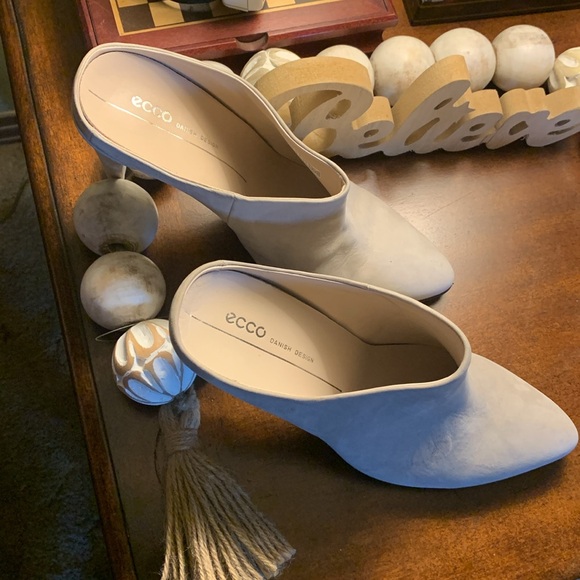 can be used in den  /br Can be flipped onside!Original 20.00  accept 25..00 both - Picture 1 of 5